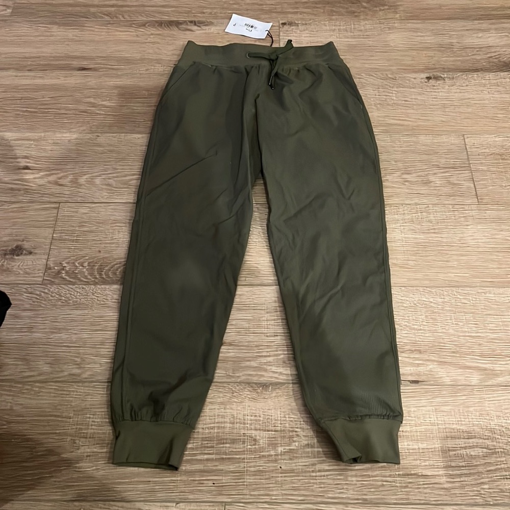 Zyia Olive Trail Joggers